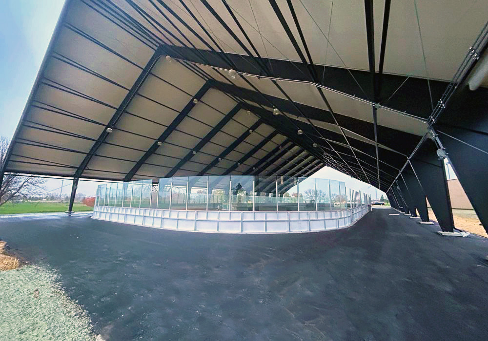 Willmar, Minnesota Outdoor Covered Ice Rink