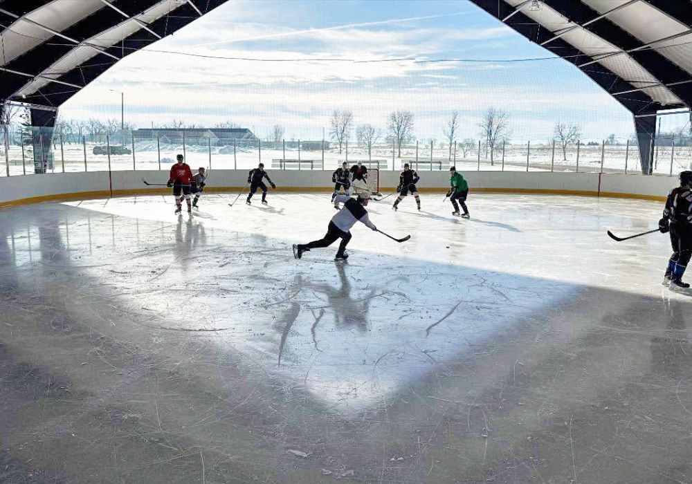 Willmar, Minnesota Outdoor Covered Ice Rink
