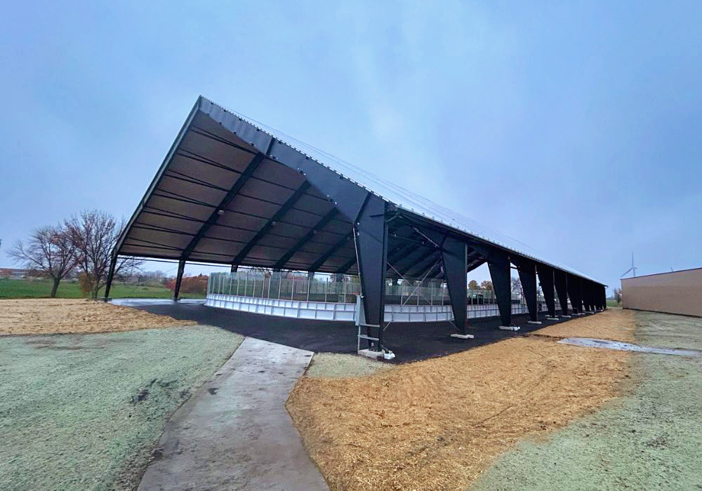 Willmar, Minnesota Outdoor Covered Ice Rink