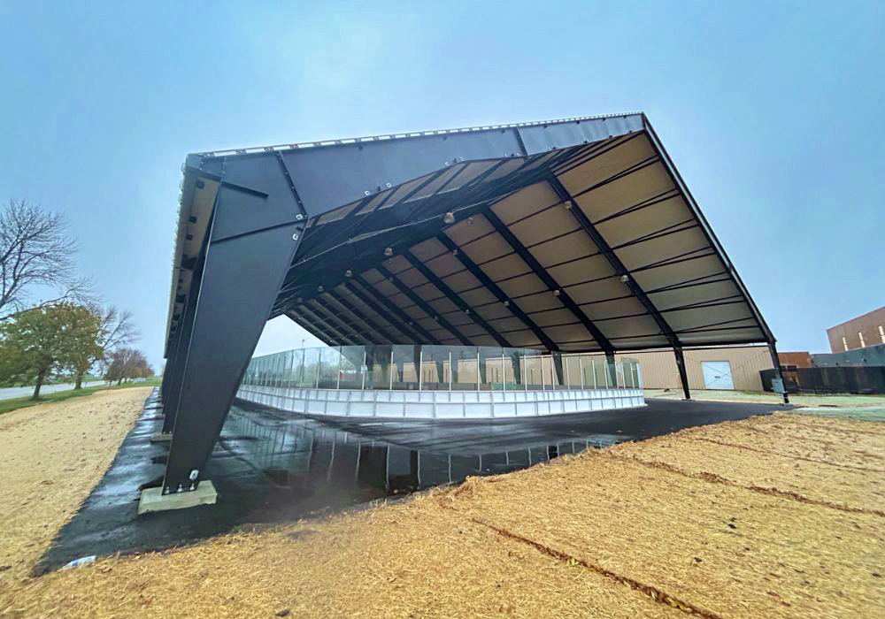 Willmar, Minnesota Outdoor Covered Ice Rink